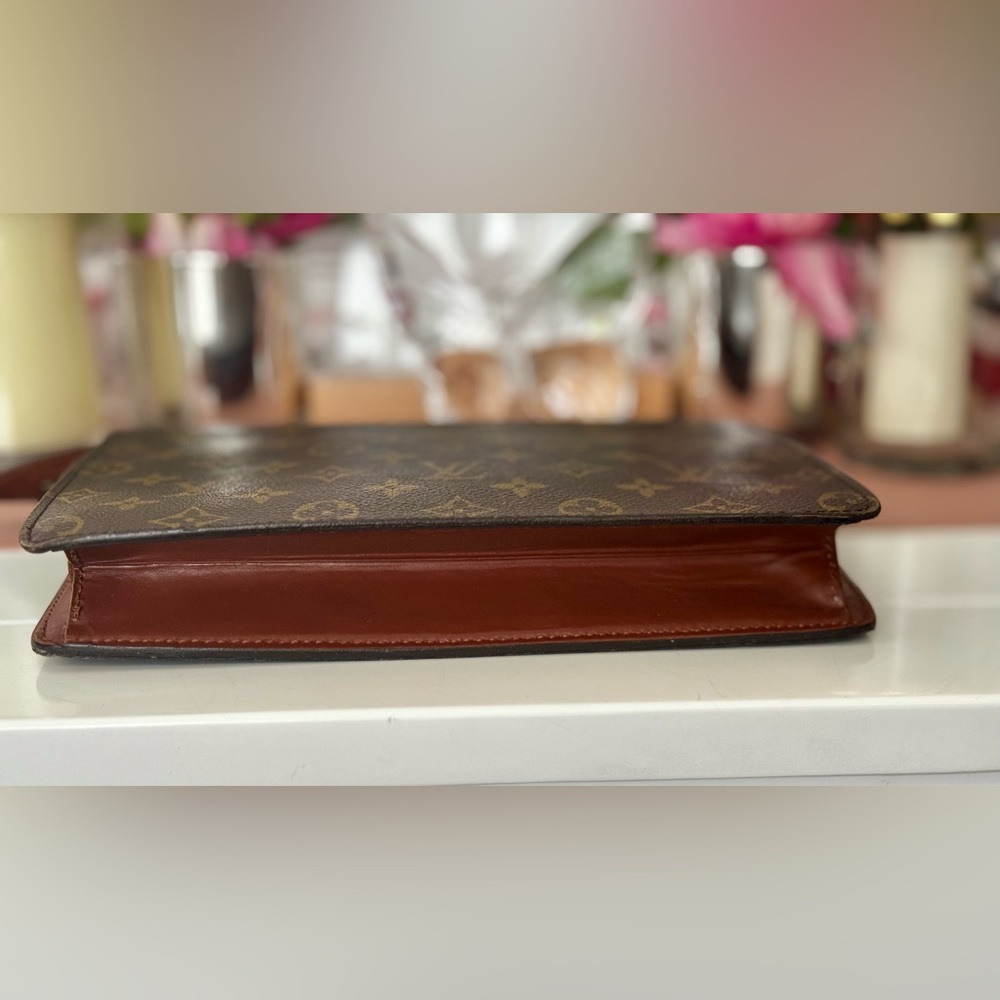 Louis Vuitton Monogram Clutch Hand Bag w Dust Bag - Picture 5 of 12